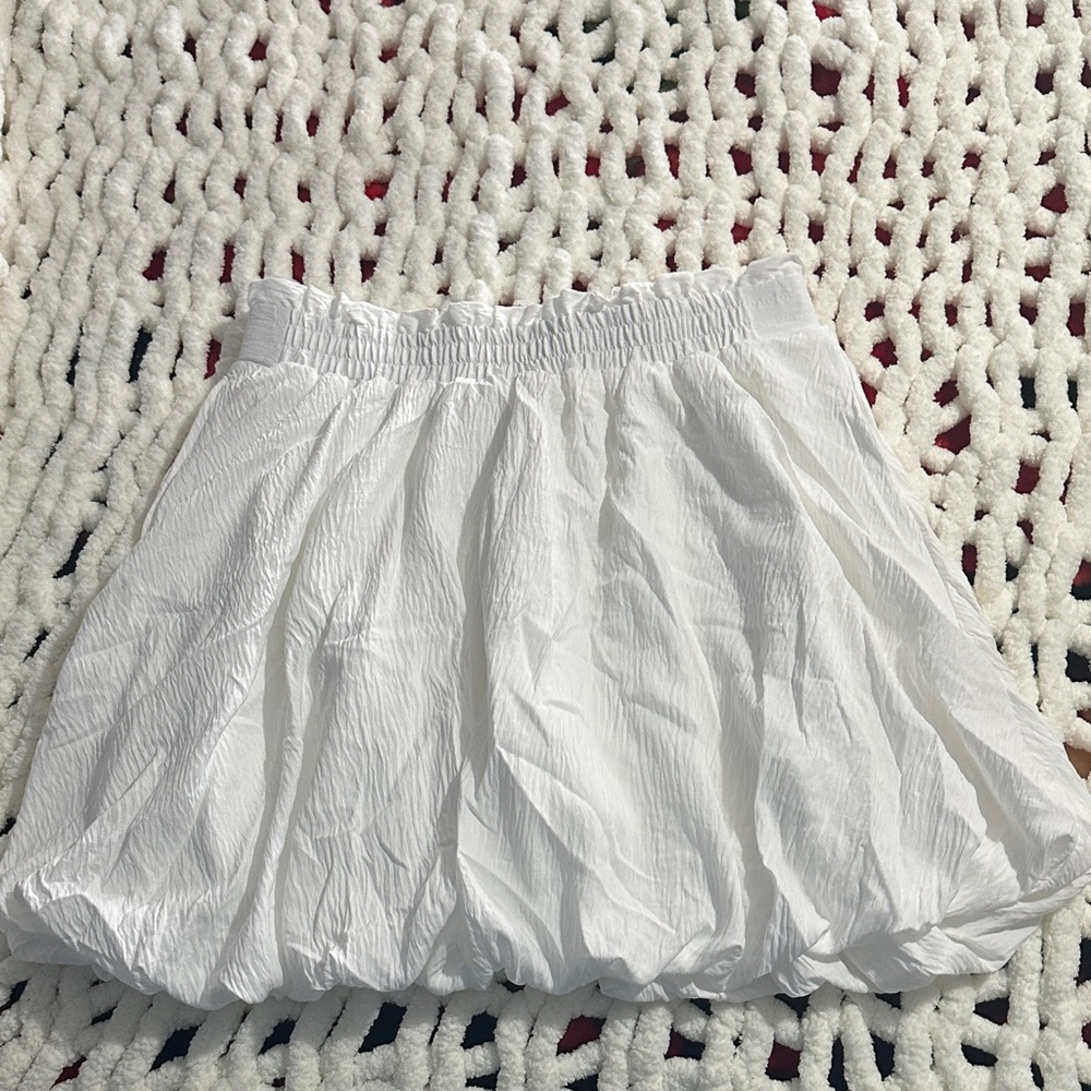 White Bubble Balloon Skort